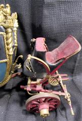 ANTIQUE VICTORIAN STYLE CARRIAGE FOR RESTORATION - ANTIQUE CARRIAGE HAS PAINTED